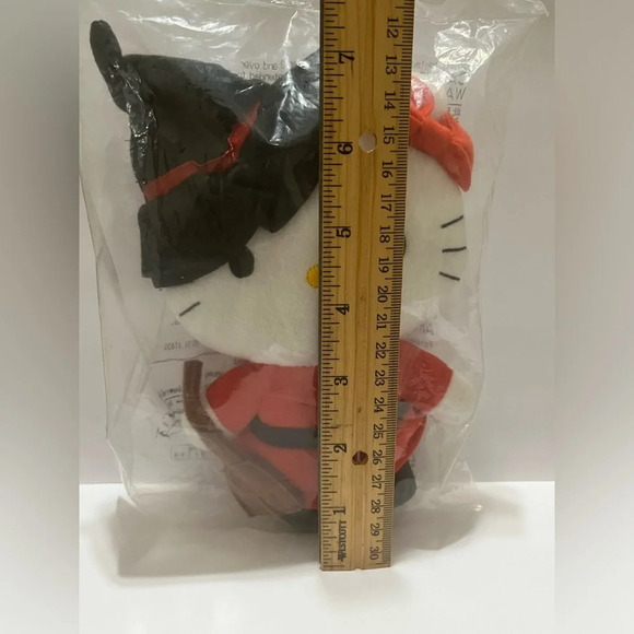 Hello Kitty McDonald’s 2012 Halloween Witch Plush - Picture 5 of 6